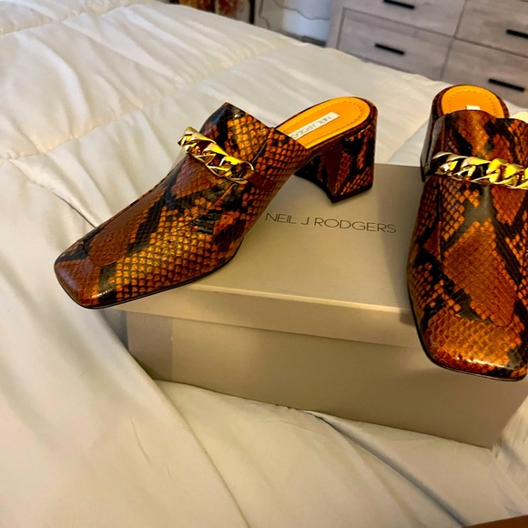 Mules Size 10 - Picture 1 of 2